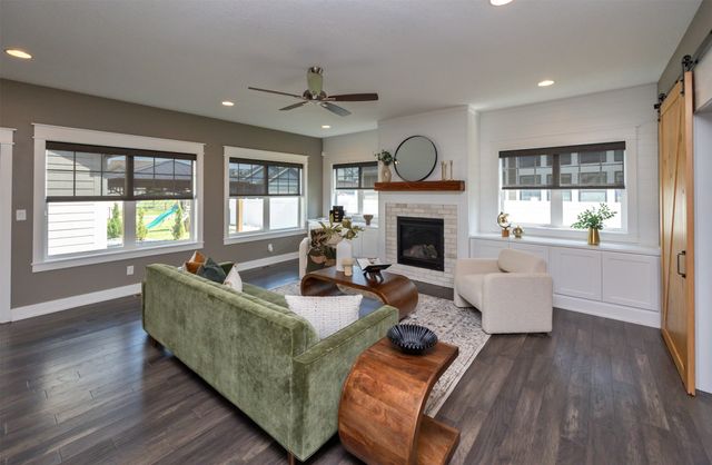 1521 SW Westview Drive, Ankeny, IA 50023