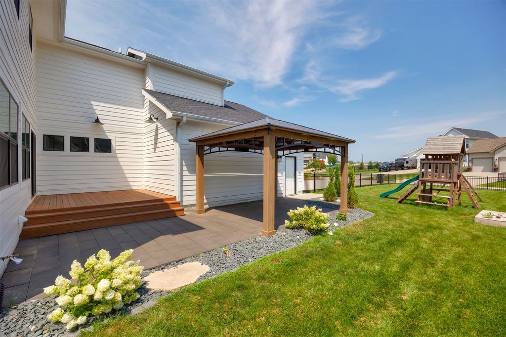 1521 SW Westview Drive, Ankeny, IA 50023