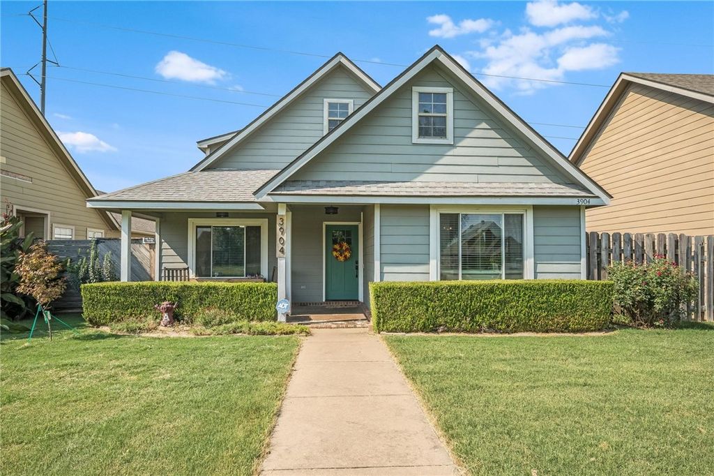 3904 SW Gibson Avenue, Bentonville, AR 72712