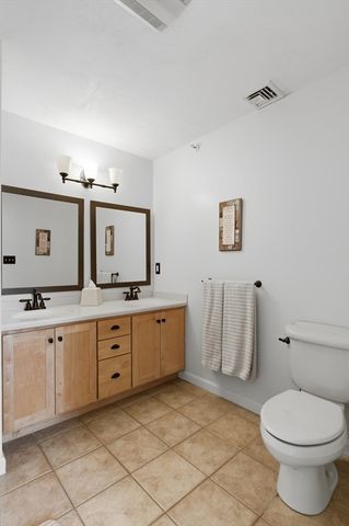 35 Collins St 61, Danvers, MA 01923