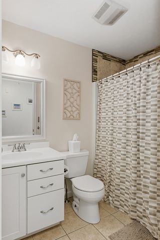 35 Collins St 61, Danvers, MA 01923