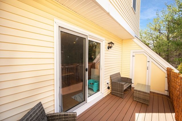 35 Collins St 61, Danvers, MA 01923