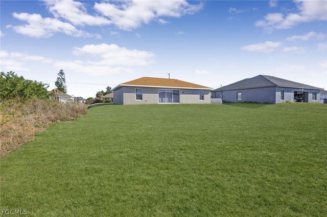 3403 5th ST SW, Lehigh Acres, FL 33976