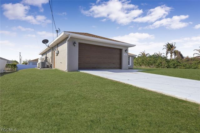 3403 5th ST SW, Lehigh Acres, FL 33976