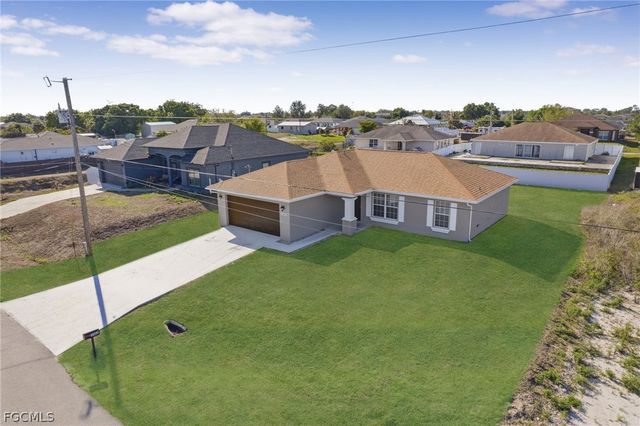 3403 5th ST SW, Lehigh Acres, FL 33976