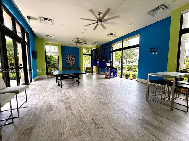 4605 NW 83rd Path, Doral, FL 33166