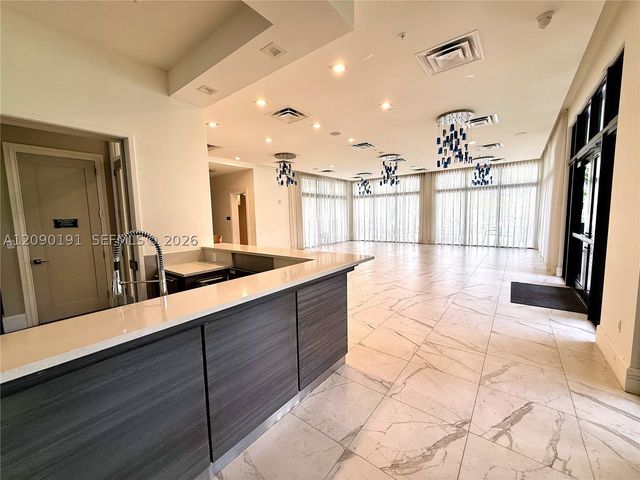 4605 NW 83rd Path, Doral, FL 33166