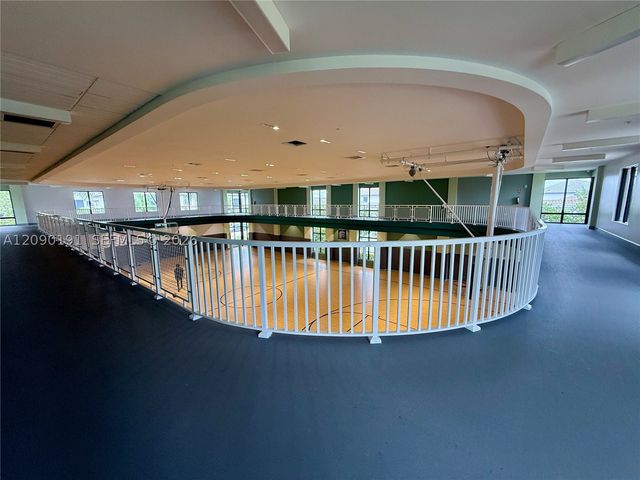 4605 NW 83rd Path, Doral, FL 33166