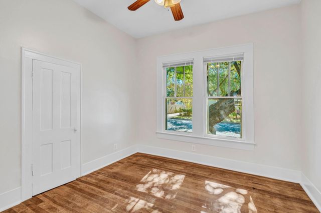 1911 Eva ST, Austin, TX 78704