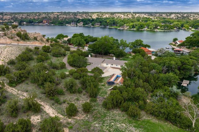 501 N SHORE Drive, Amarillo, TX 79118