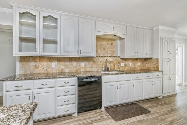 501 N SHORE Drive, Amarillo, TX 79118