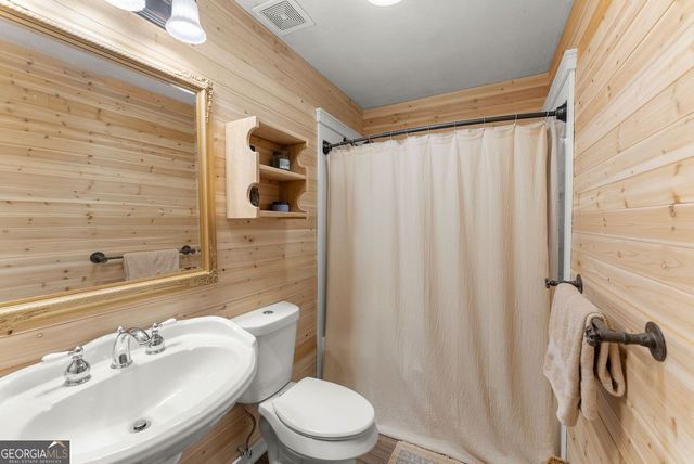 278 Oakwood Place, Mount Airy, GA 30563