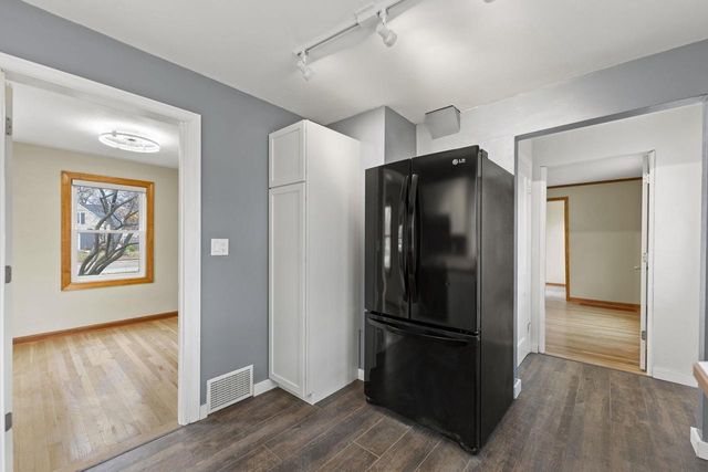 419 THEODORE Street, Loves Park, IL 61111