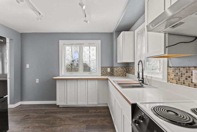 419 THEODORE Street, Loves Park, IL 61111