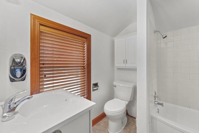 419 THEODORE Street, Loves Park, IL 61111