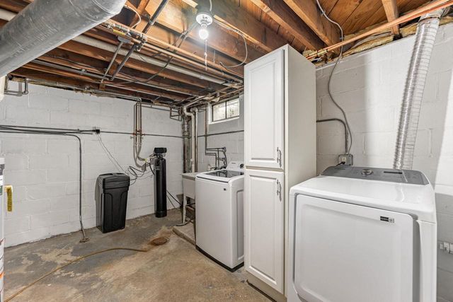 419 THEODORE Street, Loves Park, IL 61111