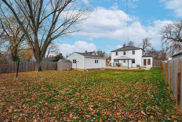 419 THEODORE Street, Loves Park, IL 61111