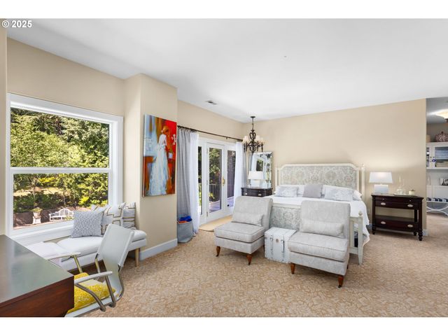 1505 COUNTRY CLUB Rd, Lake Oswego, OR 97034