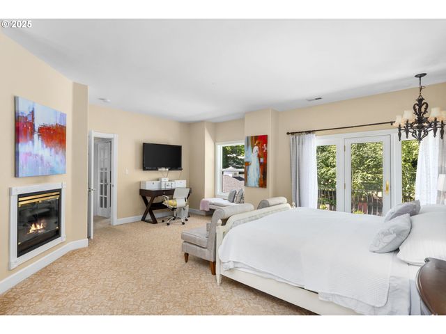 1505 COUNTRY CLUB Rd, Lake Oswego, OR 97034