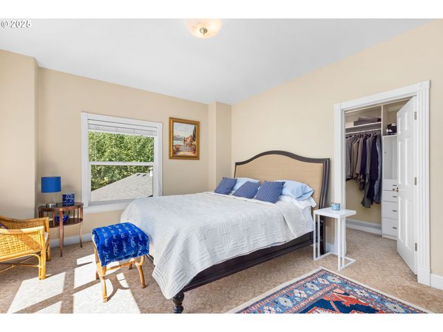 1505 COUNTRY CLUB Rd, Lake Oswego, OR 97034