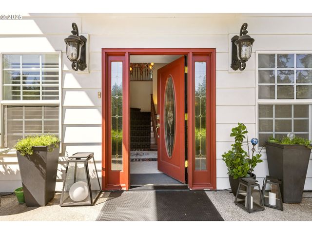 1505 COUNTRY CLUB Rd, Lake Oswego, OR 97034