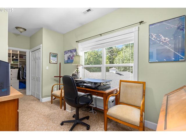 1505 COUNTRY CLUB Rd, Lake Oswego, OR 97034