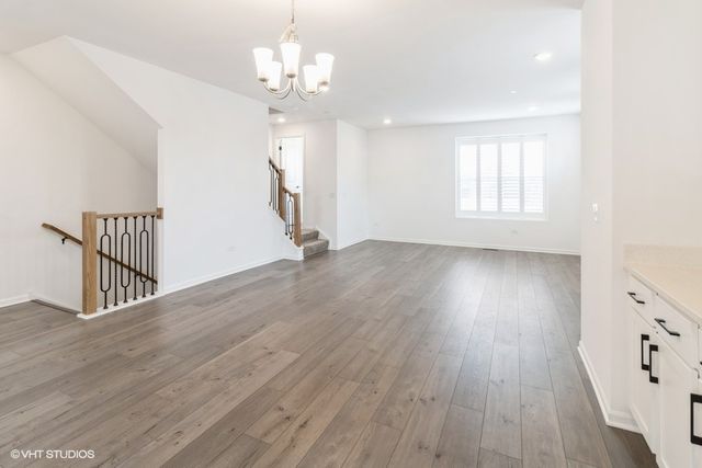 1533 Executive Way, Des Plaines, IL 60018