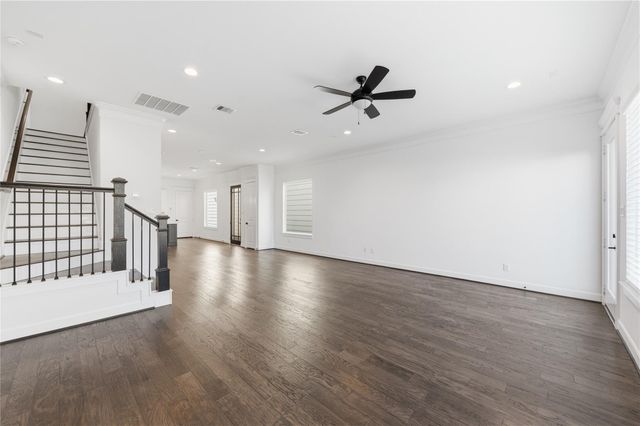 819 W 19th Street, Houston, TX 77008