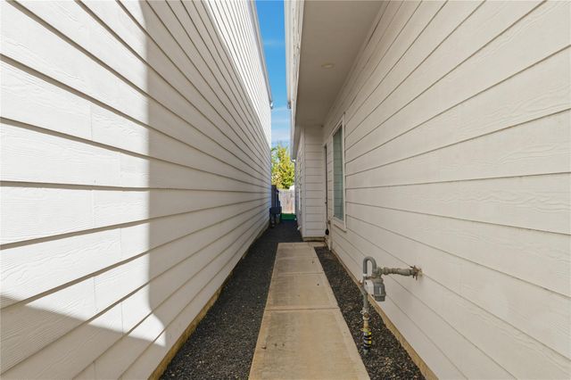 819 W 19th Street, Houston, TX 77008