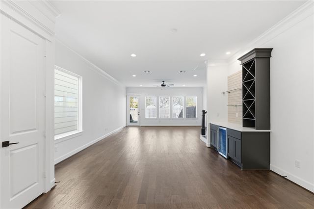 819 W 19th Street, Houston, TX 77008