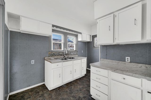 6636 Van Buren Avenue, Hammond, IN 46324