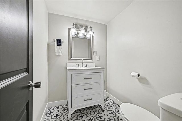 601 Kaw Drive, Edwardsville, KS 66111