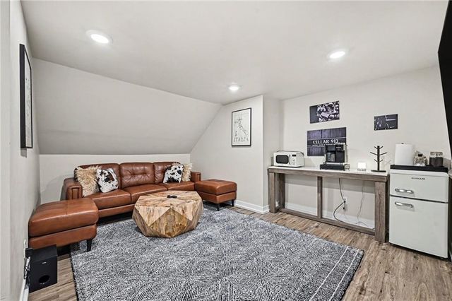 601 Kaw Drive, Edwardsville, KS 66111