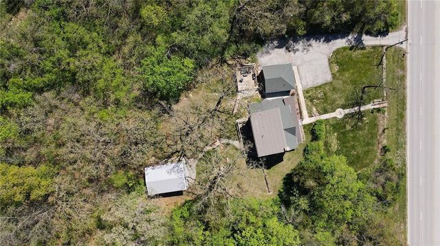 601 Kaw Drive, Edwardsville, KS 66111