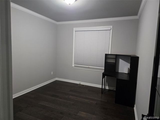 15342 Amberfield Drive, Macomb, MI 48042