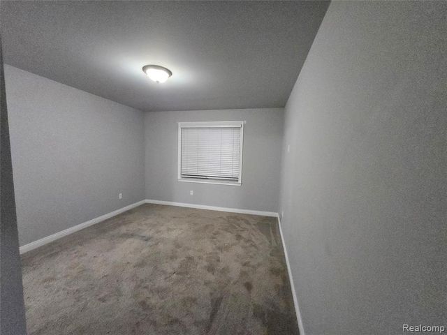 15342 Amberfield Drive, Macomb, MI 48042