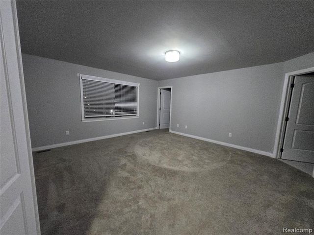 15342 Amberfield Drive, Macomb, MI 48042