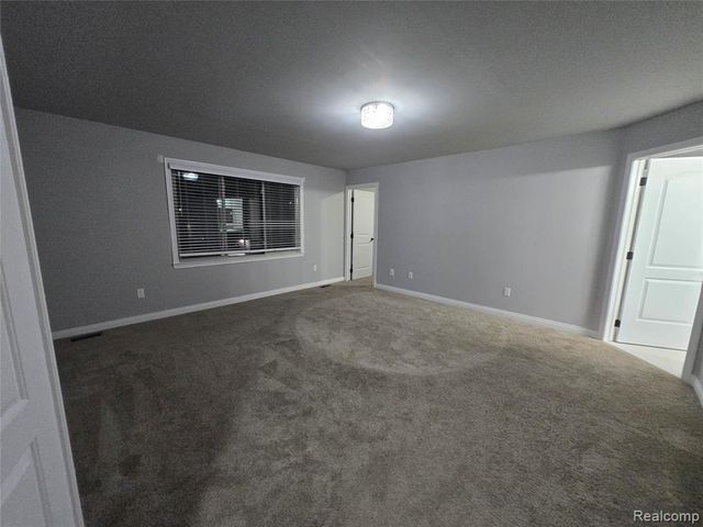 15342 Amberfield Drive, Macomb, MI 48042