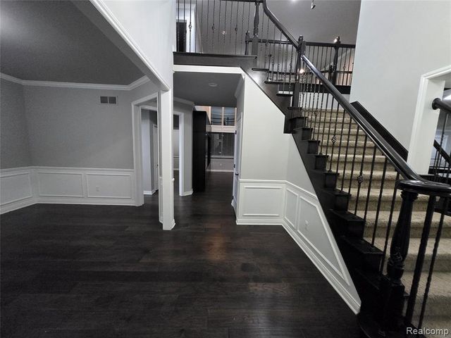 15342 Amberfield Drive, Macomb, MI 48042