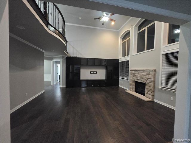 15342 Amberfield Drive, Macomb, MI 48042