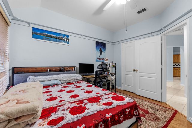 1007 Summerbrook Drive 22, Euless, TX 76040