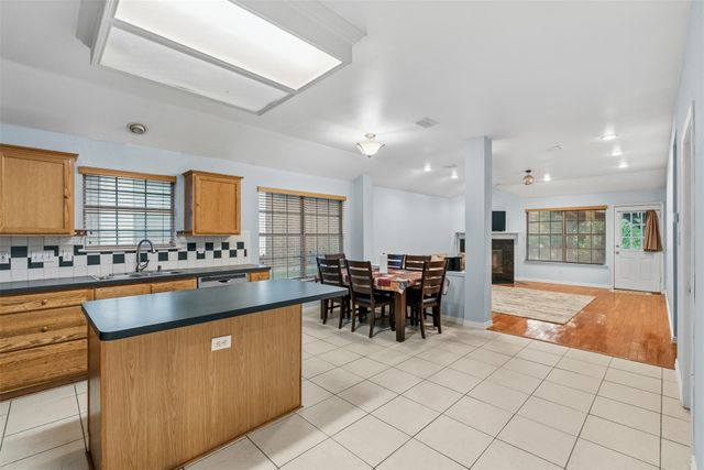1007 Summerbrook Drive 22, Euless, TX 76040