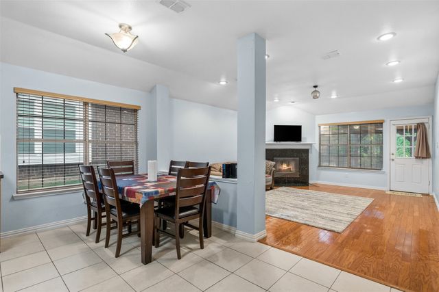 1007 Summerbrook Drive 22, Euless, TX 76040