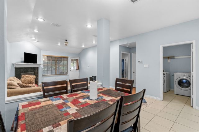 1007 Summerbrook Drive 22, Euless, TX 76040