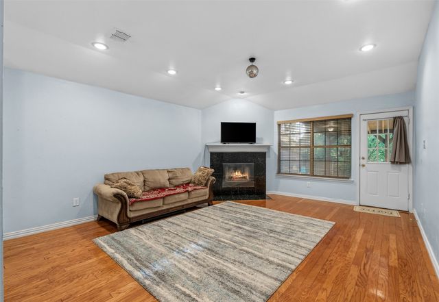 1007 Summerbrook Drive 22, Euless, TX 76040
