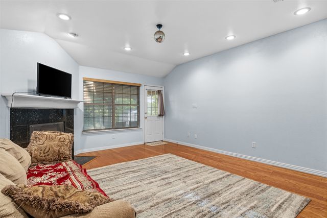 1007 Summerbrook Drive 22, Euless, TX 76040