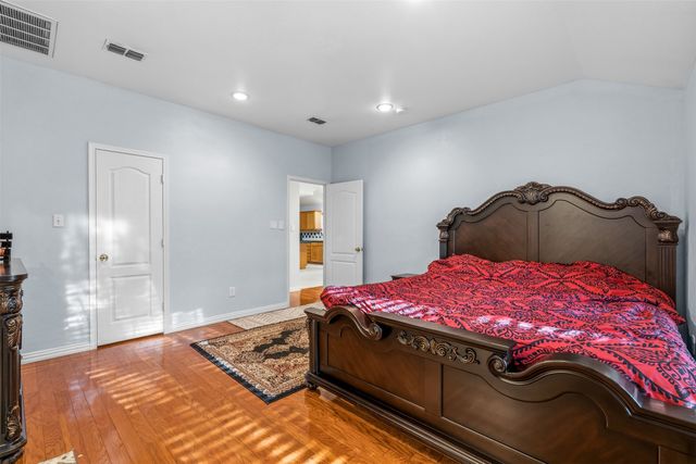 1007 Summerbrook Drive 22, Euless, TX 76040