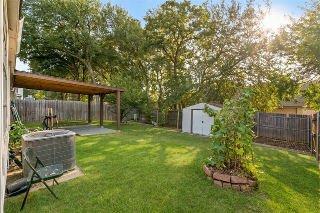 1007 Summerbrook Drive 22, Euless, TX 76040