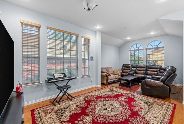 1007 Summerbrook Drive 22, Euless, TX 76040