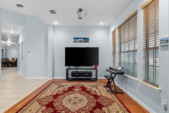 1007 Summerbrook Drive 22, Euless, TX 76040